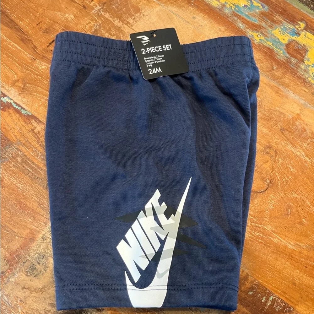 NWT Nike Boys 2 Piece Shorts Set - Picture 6 of 7